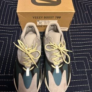 Yeezy Boost 700 Wave Runner Men's Shoes - Gray and Blue